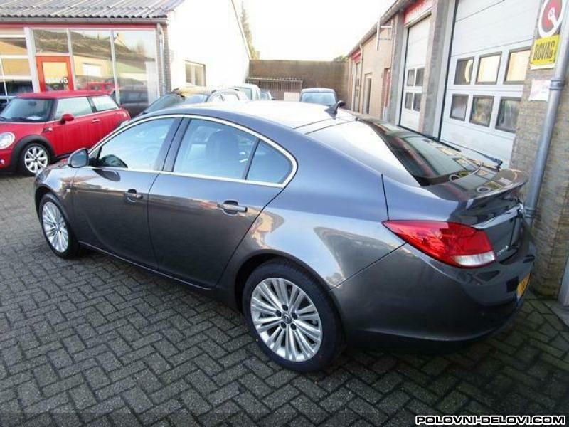 Opel  Insignia 2.0 C D T I  Kompletan Auto U Delovima