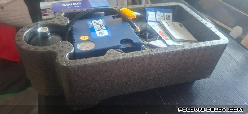 Opel  Insignia 2.0cdti Kompletan Auto U Delovima