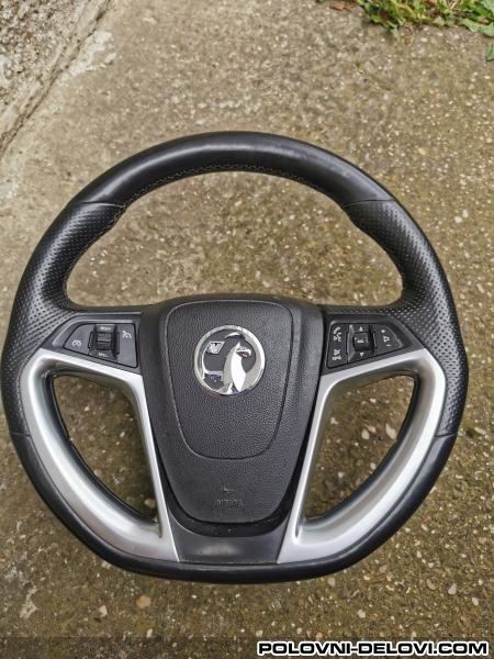 Opel  Insignia  Enterijer