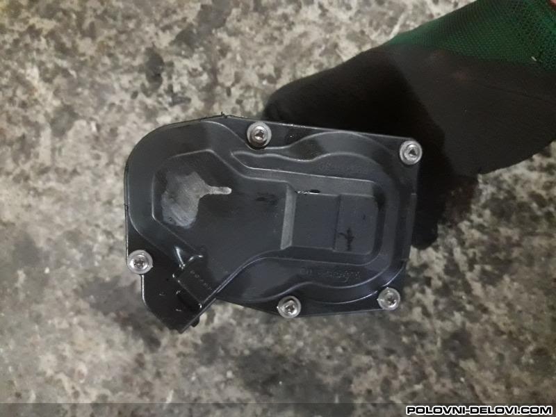 Opel  Insignia Klapna Gasa 2.0 160 Motor I Delovi Motora