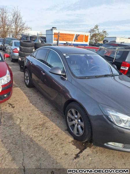 Opel  Insignia  Kompletan Auto U Delovima
