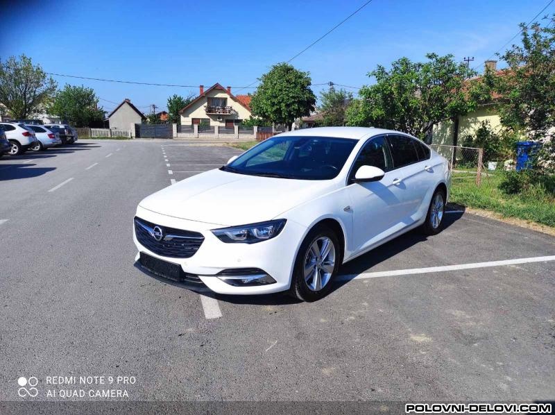 Opel  Insignia  Kompletan Auto U Delovima
