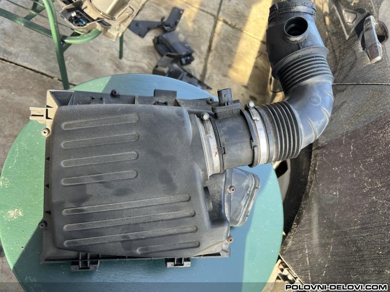 Opel  Insignia Kuciste Vazduha Motor I Delovi Motora