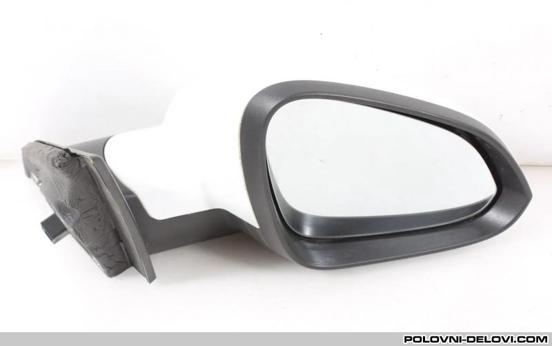 Opel  Insignia Retrovizor  Karoserija