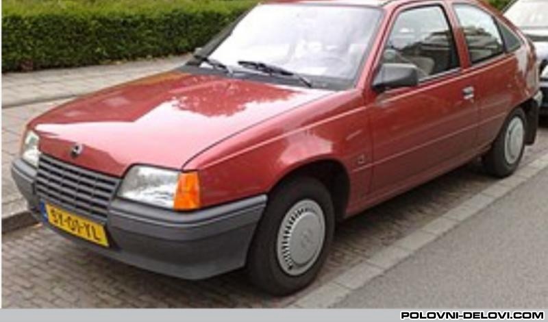 Opel  Kadett Delovi Kompletan Auto U Delovima