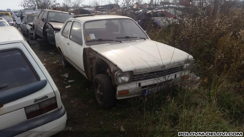 Opel  Kadett Komplet Za Delove Kompletan Auto U Delovima