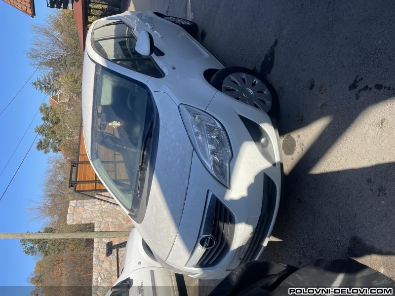 Opel  Meriva 1.4 Benzin Kompletan Auto U Delovima