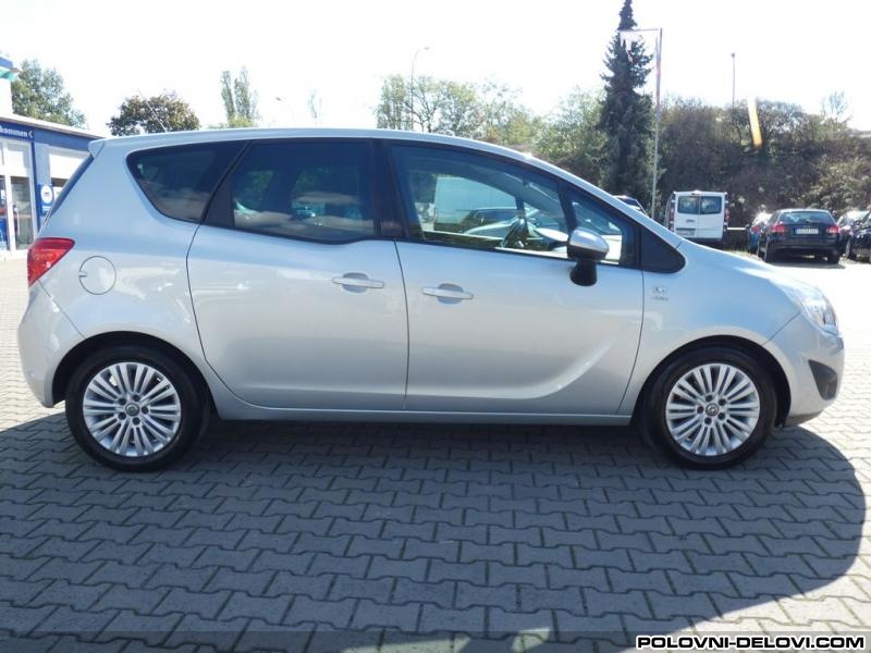 Opel  Meriva B 1.7cdti  Kompletan Auto U Delovima