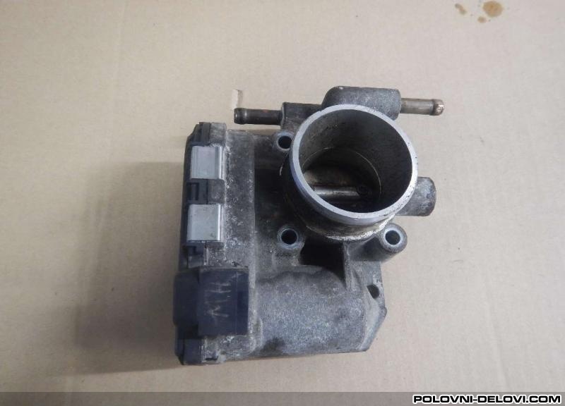 Opel  Meriva Klapna Gasa Motor I Delovi Motora