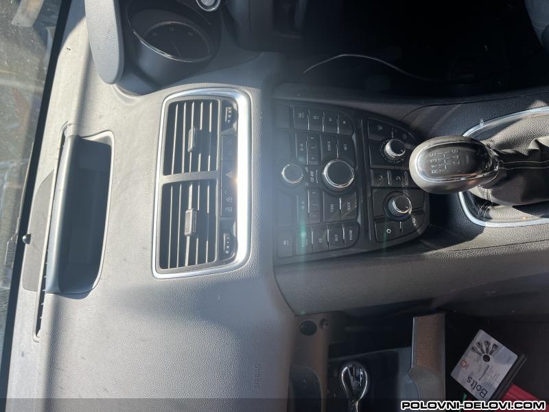 Opel  Meriva Komande Klime Enterijer