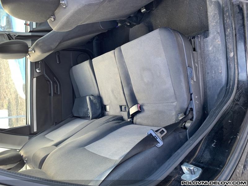 Opel  Meriva Sedista  Enterijer