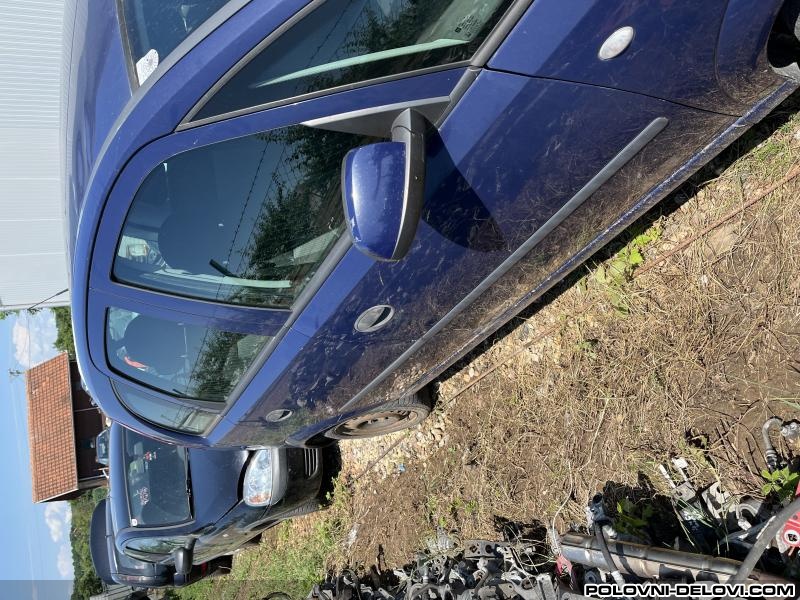 Opel  Meriva Y20Z Desna Zadnja Vrata Karoserija