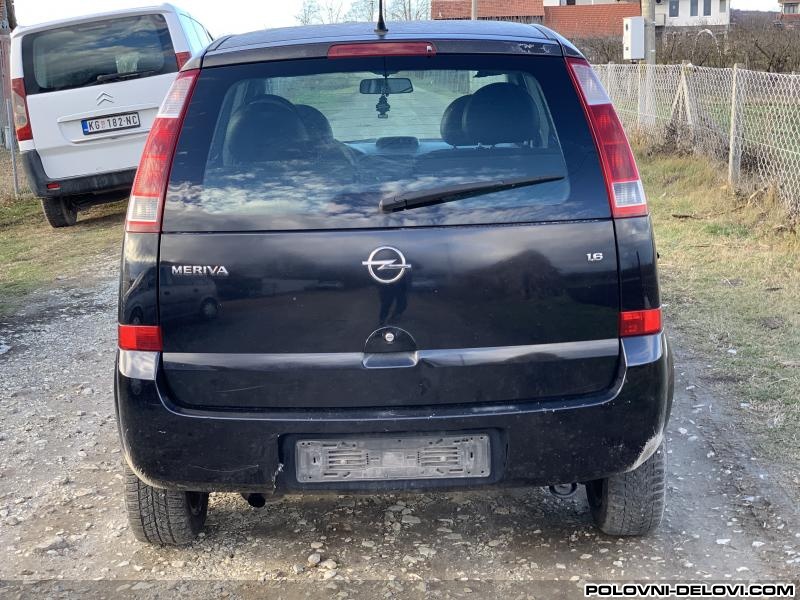 Opel  Meriva Zadnji Branik  Karoserija