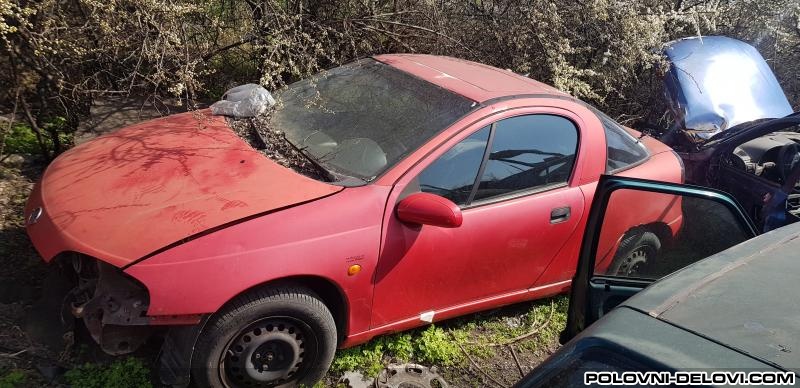 Opel  Tigra  Kompletan Auto U Delovima