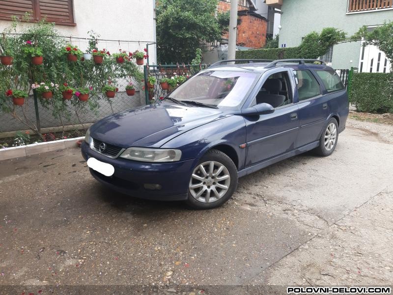 Opel  Vectra 1.8 Benzin I 2.0dize Kompletan Auto U Delovima