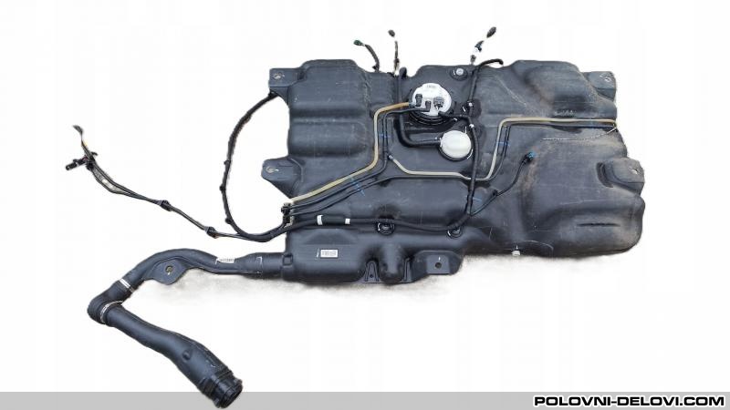 Opel  Vivaro B REZERVOAR Razni Delovi