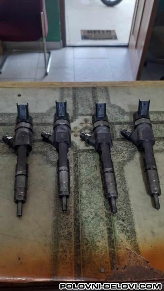 Opel  Vivaro Cdti Motor I Delovi Motora