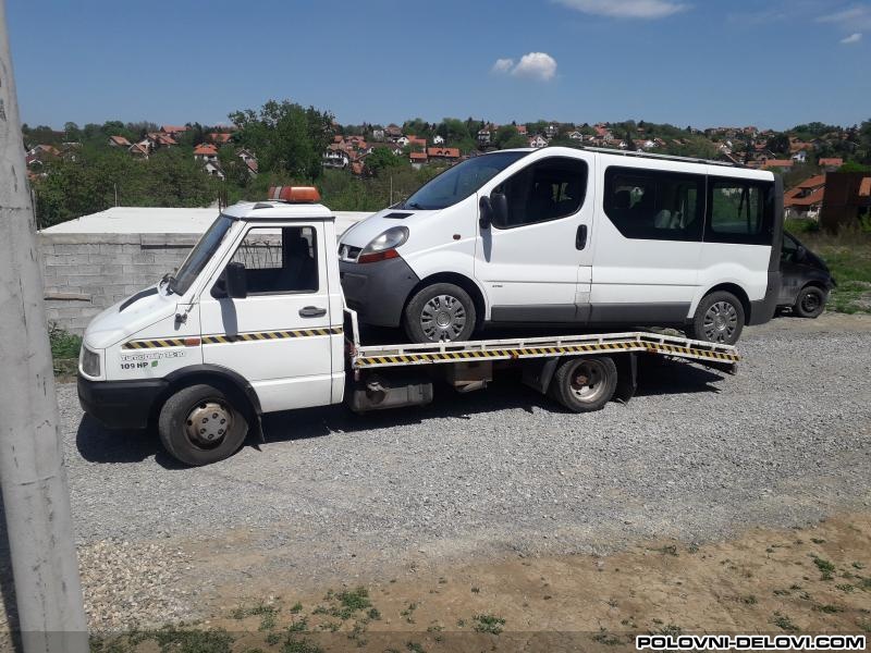 Opel Vivaro Kompletan Auto U Delovima