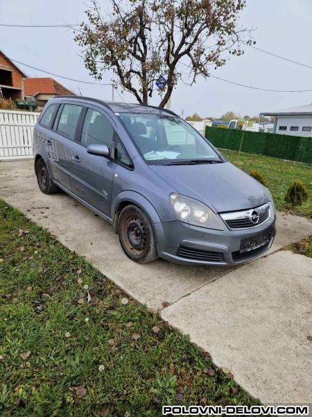 Opel  Zafira  Karoserija