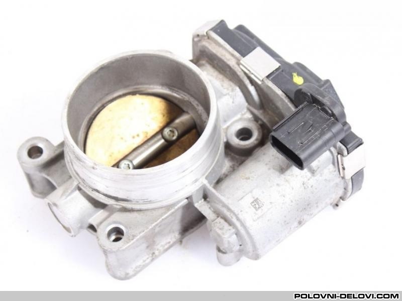 Opel  Zafira Klapna Gasa Motor I Delovi Motora