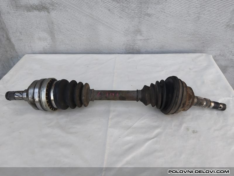 Opel  Zafira Leva Poluosovina Trap I Vesanje