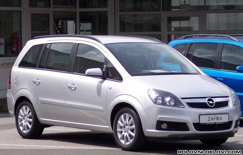 Opel  Zafira Prednja Desna Vrata Karoserija