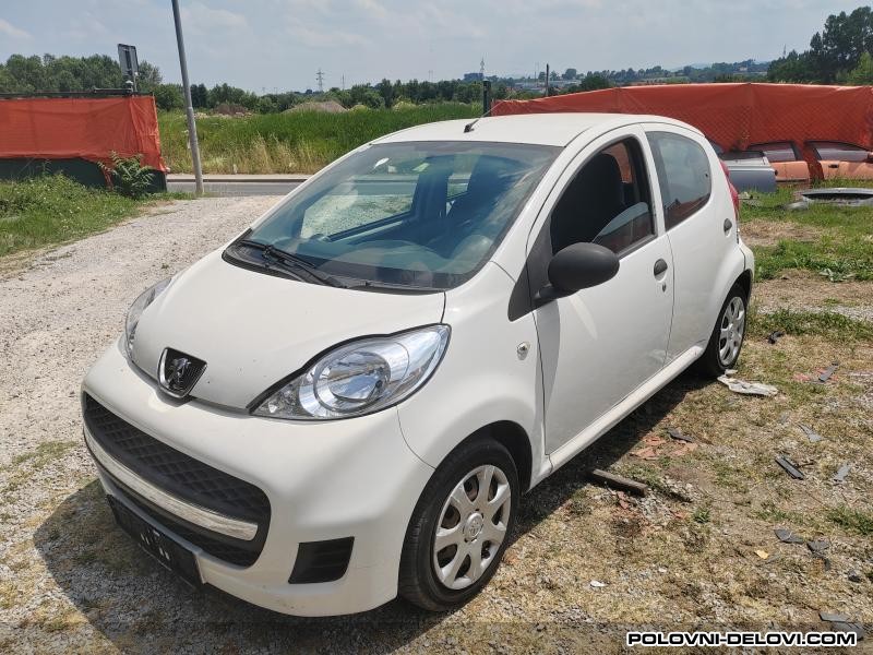 Peugeot  107 1.0 Kompletan Auto U Delovima