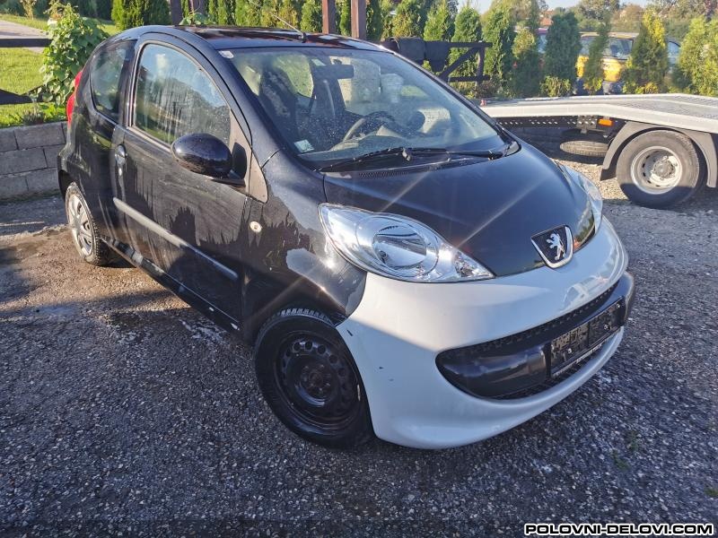 Peugeot  107 1.0 Kompletan Auto U Delovima