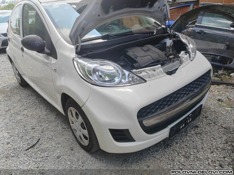 Peugeot  107 1.0b Kompletan Auto U Delovima
