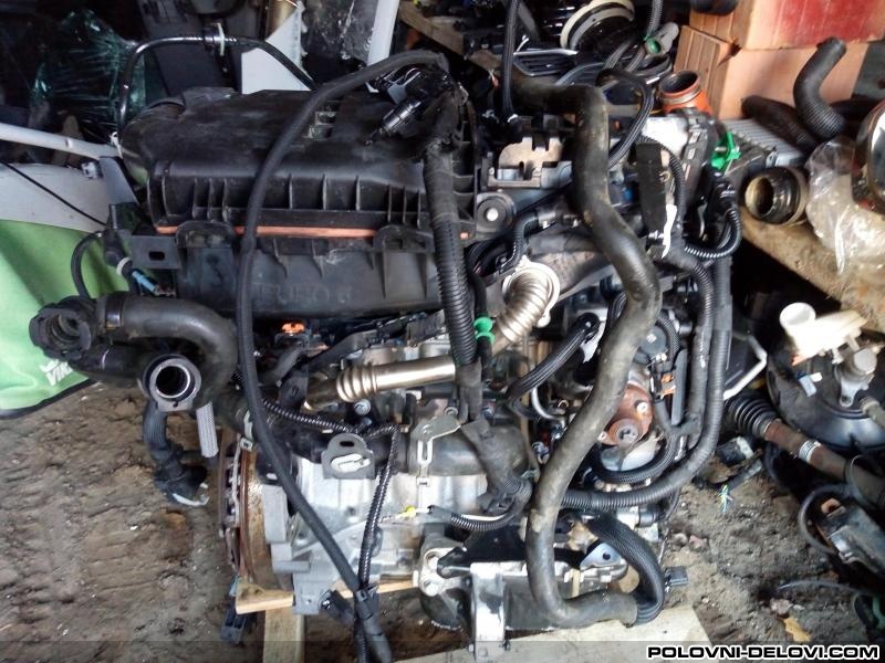 Peugeot  2008 1.6HDI Motor I Delovi Motora