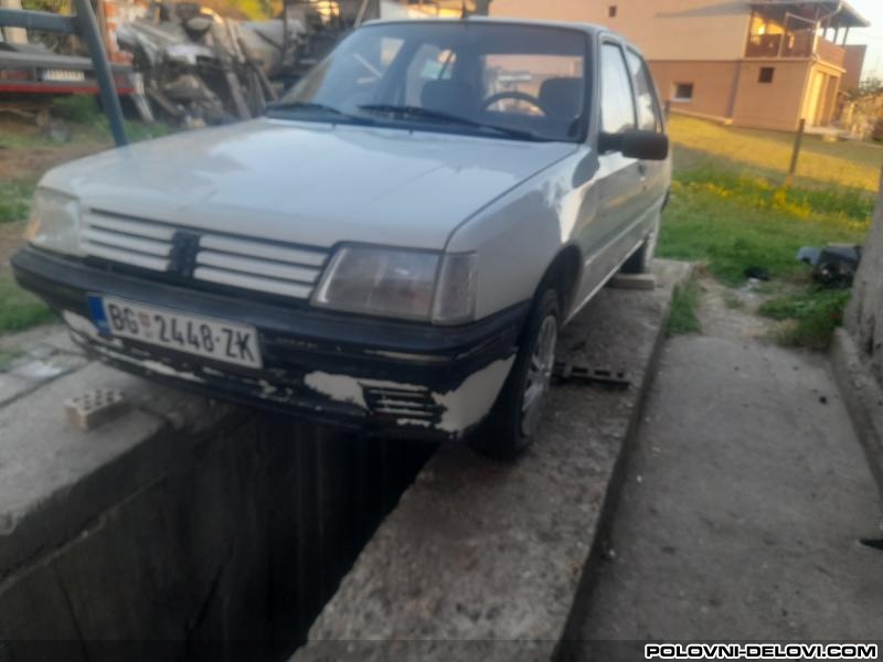 Peugeot  205 1.0 Benzin Kompletan Auto U Delovima