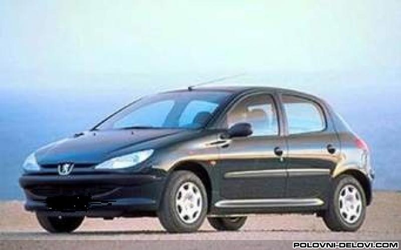 Peugeot  206 1 4 Benzin 2002 Godi Kompletan Auto U Delovima