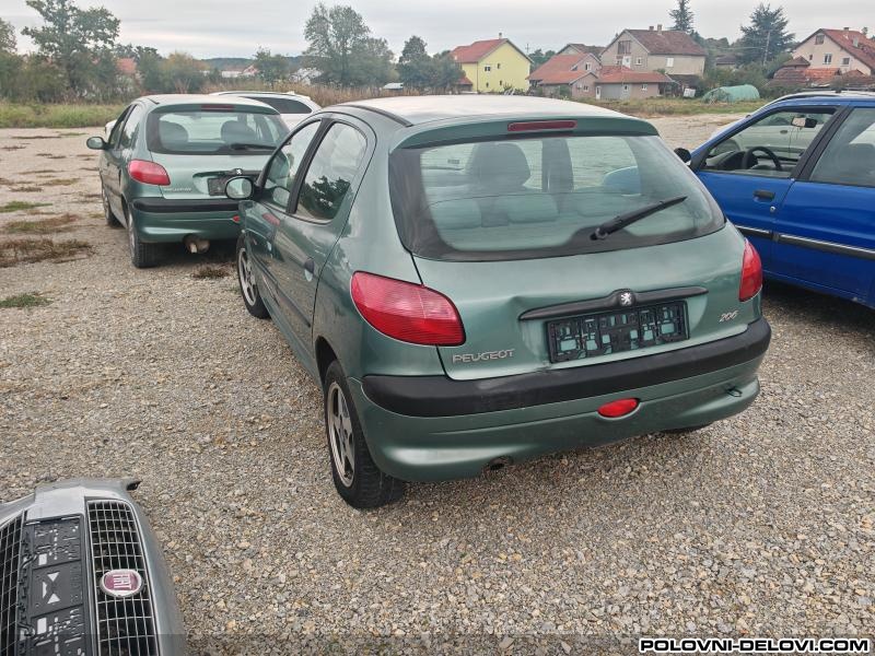 Peugeot  206 1.1 1.4 1.9d Kompletan Auto U Delovima