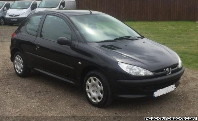 Peugeot  206 1.1 Benzin Kompletan Auto U Delovima