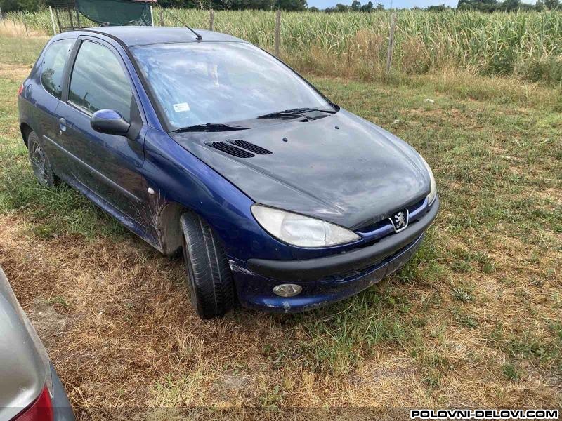 Peugeot  206 1.1 Kompletan Auto U Delovima