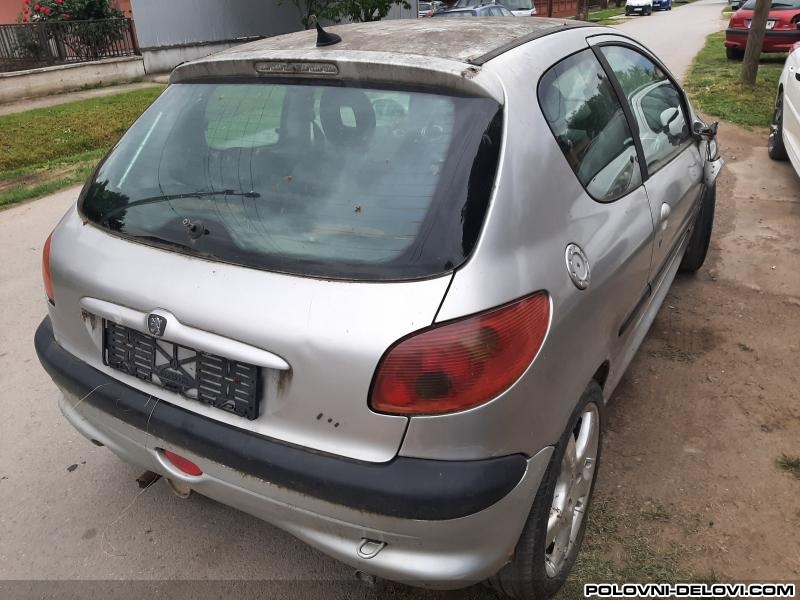 Peugeot  206 1.4 Kompletan Auto U Delovima