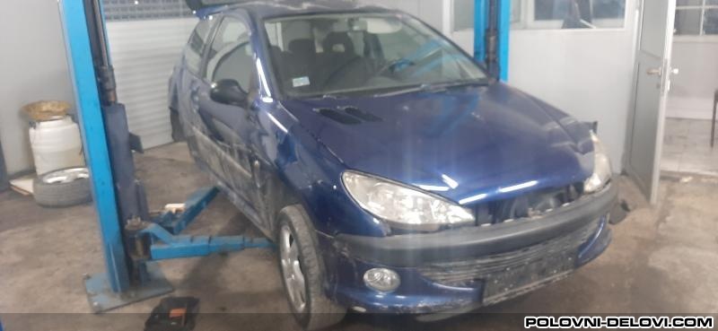 Peugeot  206 1.6  Kompletan Auto U Delovima