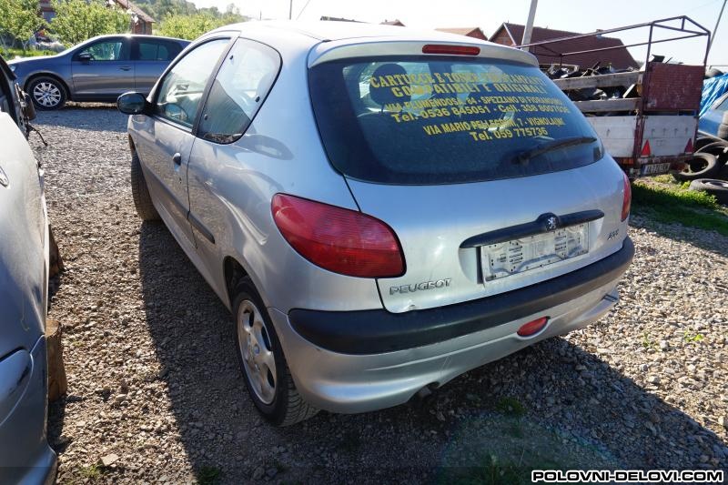 Peugeot  206 3vr Siva Kompletan Auto U Delovima