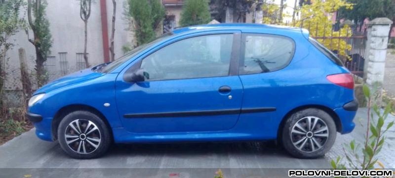 Peugeot  206 Benzin Kompletan Auto U Delovima