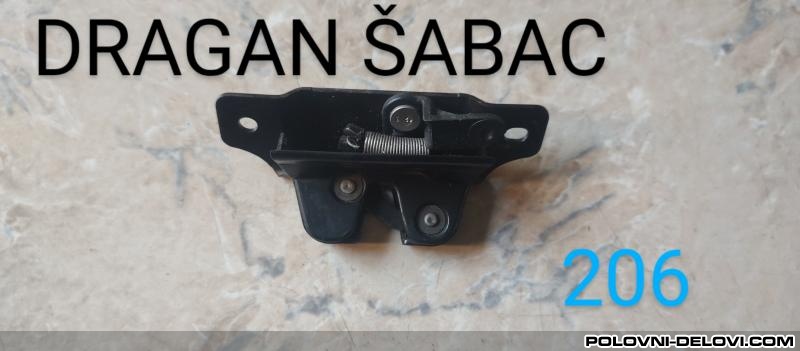 Peugeot  206 Brava Gepek  Karoserija