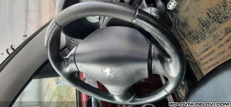Peugeot  206 CC 1.4 Hdi 1.4 B 1.6b Kompletan Auto U Delovima