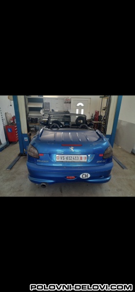 Peugeot  206 CC 2.0 Kompletan Auto U Delovima