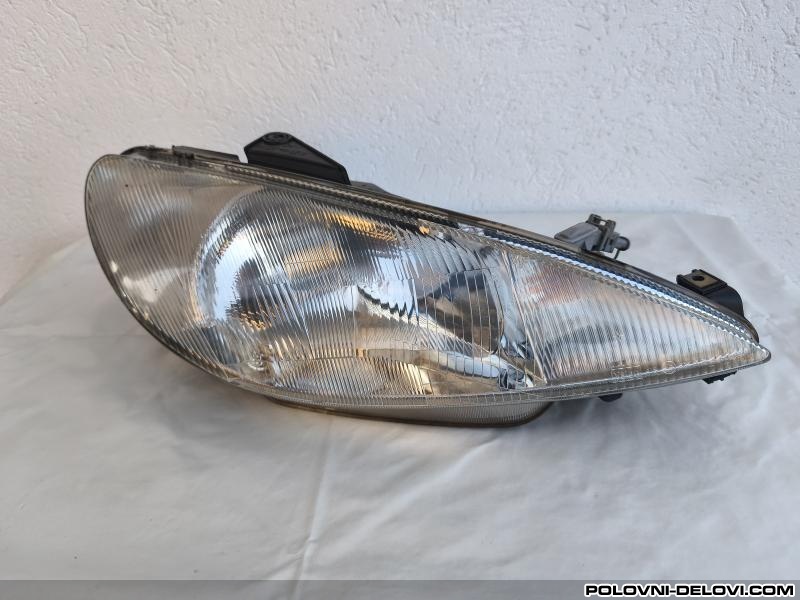Peugeot  206 Desni Far Svetla I Signalizacija