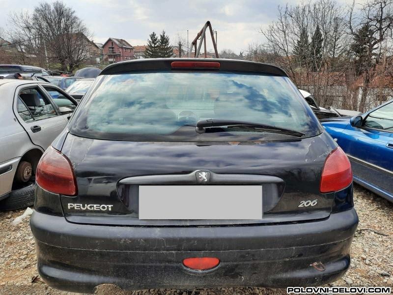 Peugeot  206  Kompletan Auto U Delovima