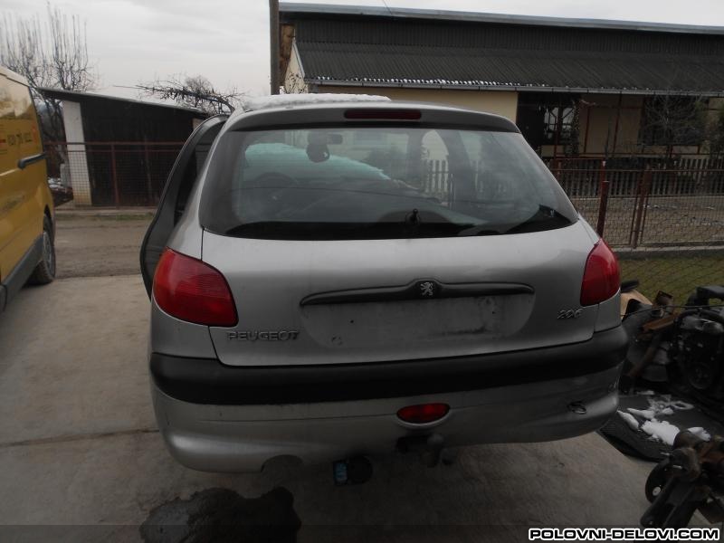 Peugeot  206  Kompletan Auto U Delovima