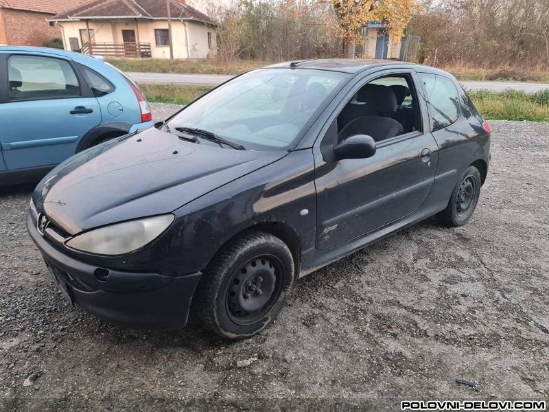 Peugeot  206  Kompletan Auto U Delovima