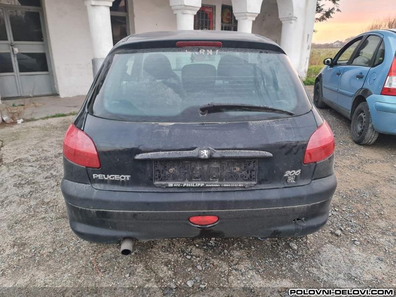Peugeot  206  Kompletan Auto U Delovima