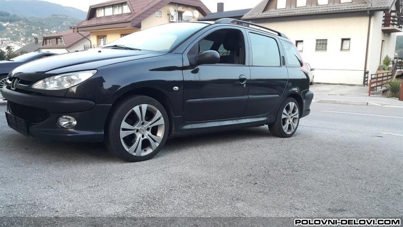 Peugeot  206  Kompletan Auto U Delovima