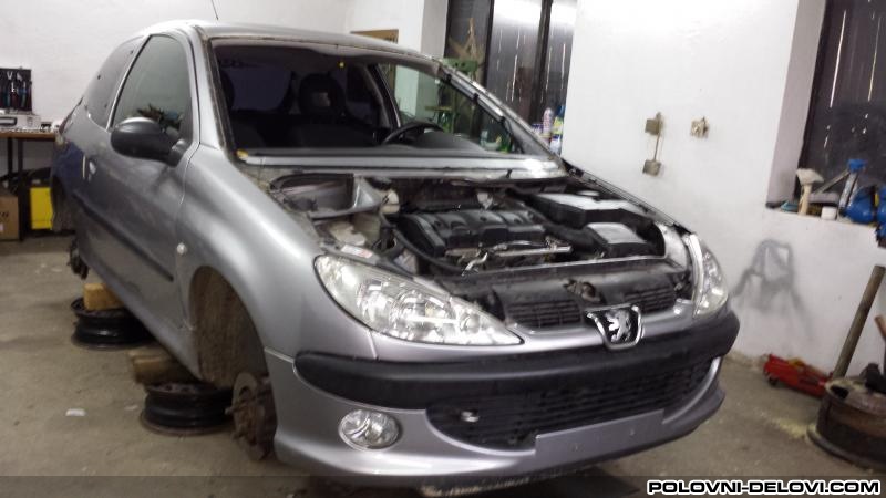 Peugeot  206 NAJPOVOLJNIJE CENE Kompletan Auto U Delovima