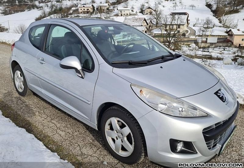 Peugeot  207 1.4 BENZIN  Kompletan Auto U Delovima